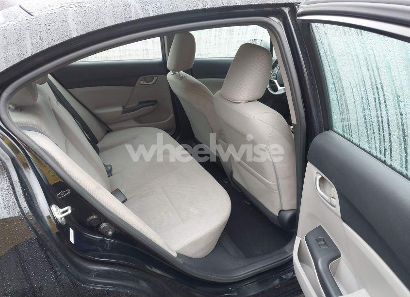 Photo 8 of 2013 Honda Civic LX (VIN 19XFB2F58DE245807)