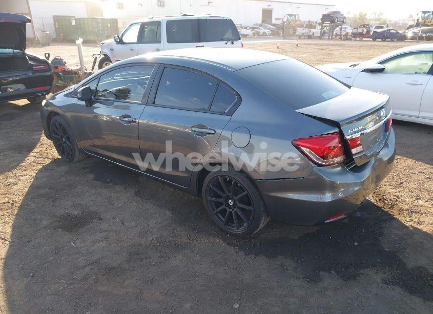 Photo 3 of 2013 Honda Civic LX (VIN 19XFB2F58DE261165)