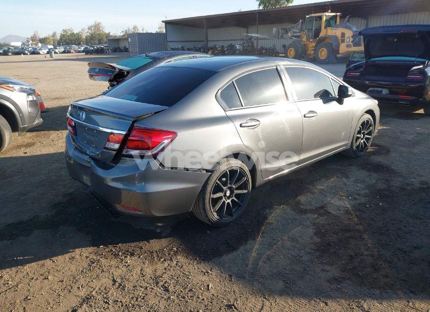 Photo 4 of 2013 Honda Civic LX (VIN 19XFB2F58DE261165)