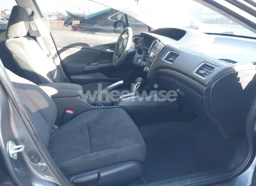 Photo 5 of 2013 Honda Civic LX (VIN 19XFB2F58DE261165)