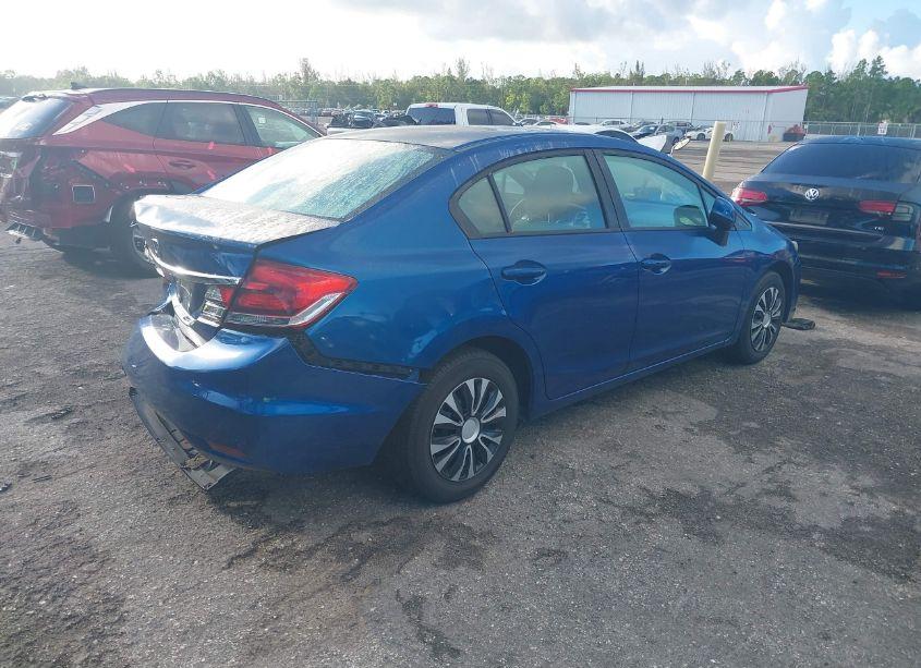 Photo 4 of 2013 Honda Civic LX (VIN 19XFB2F58DE263577)