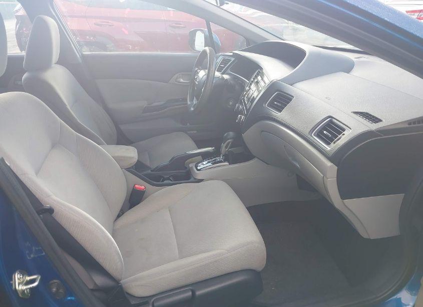 Photo 5 of 2013 Honda Civic LX (VIN 19XFB2F58DE263577)