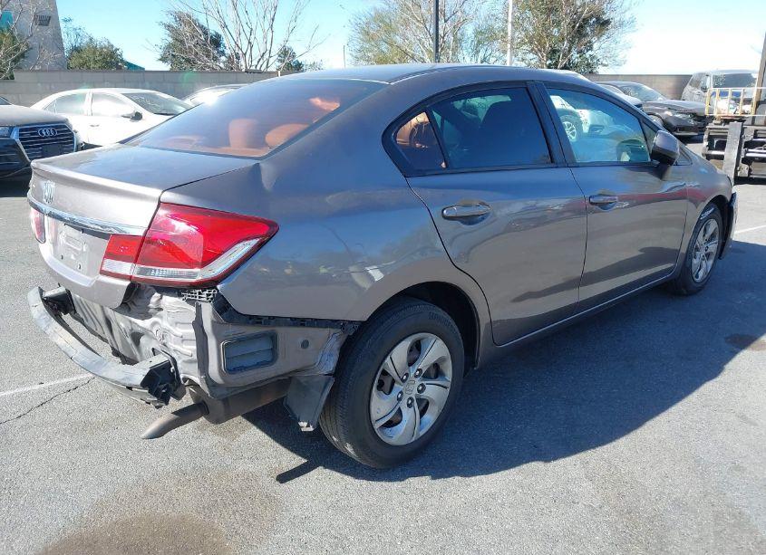 Photo 4 of 2013 Honda Civic LX (VIN 19XFB2F58DE292190)