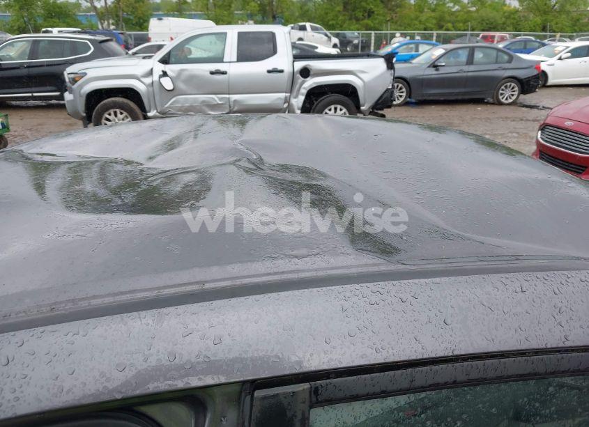 Photo 6 of 2014 Honda Civic LX (VIN 19XFB2F58EE031501)