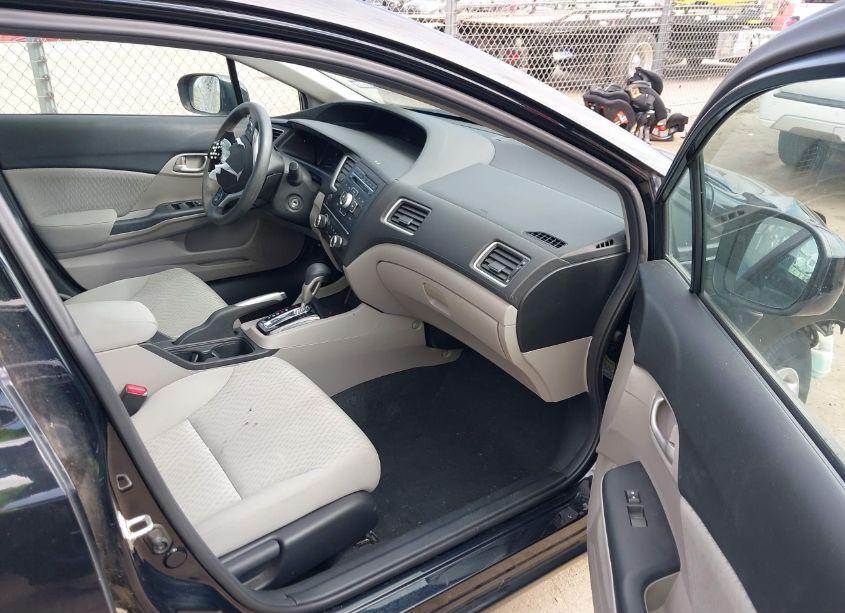 Photo 5 of 2014 Honda Civic LX (VIN 19XFB2F58EE042210)