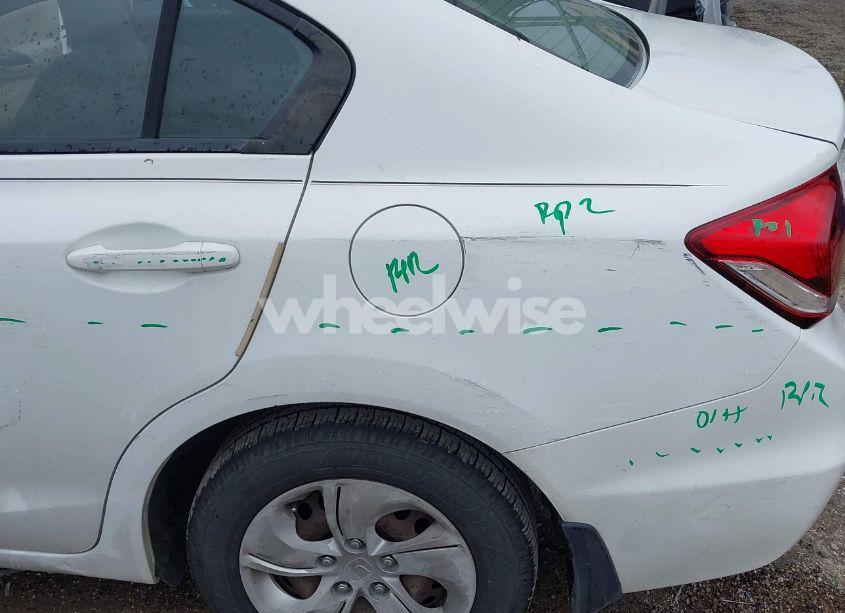 Photo 6 of 2014 Honda Civic LX (VIN 19XFB2F58EE058438)