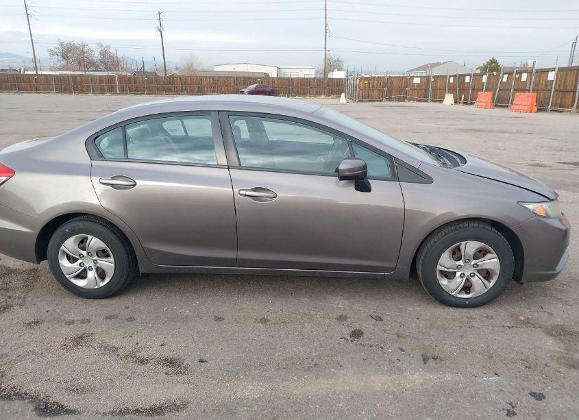 Photo 13 of 2014 Honda Civic LX (VIN 19XFB2F58EE058732)