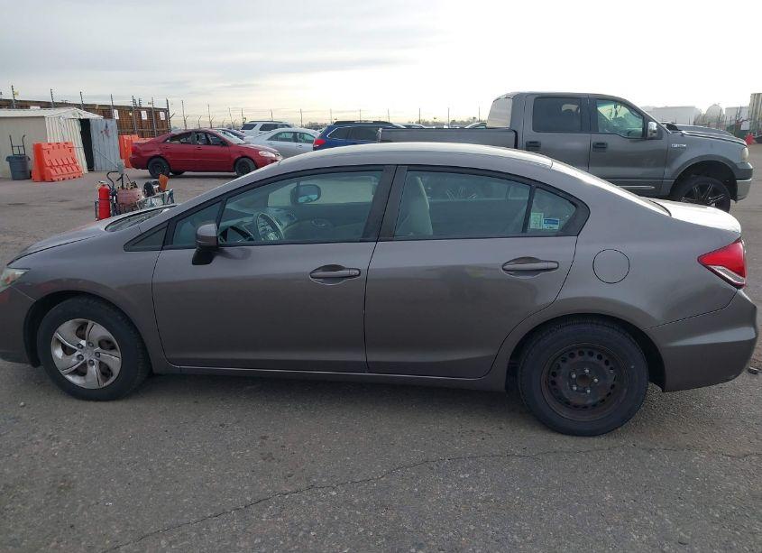 Photo 14 of 2014 Honda Civic LX (VIN 19XFB2F58EE058732)