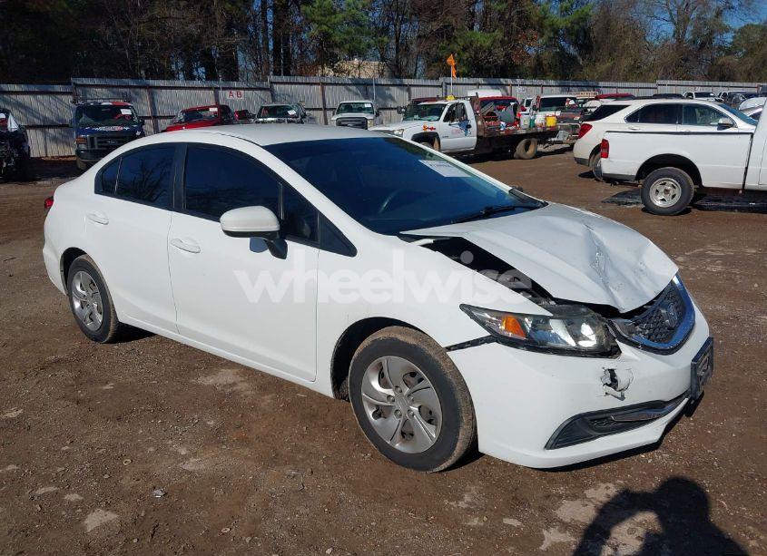 2014 Honda Civic LX (VIN 19XFB2F58EE201761) main photo