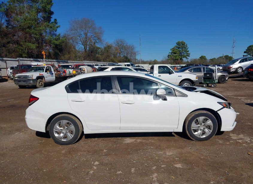 Photo 13 of 2014 Honda Civic LX (VIN 19XFB2F58EE201761)