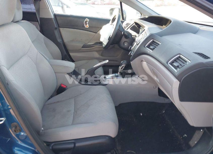 Photo 5 of 2014 Honda Civic LX (VIN 19XFB2F58EE209939)
