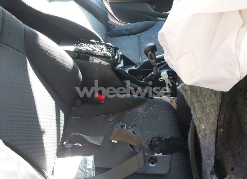 Photo 5 of 2014 Honda Civic LX (VIN 19XFB2F58EE216065)