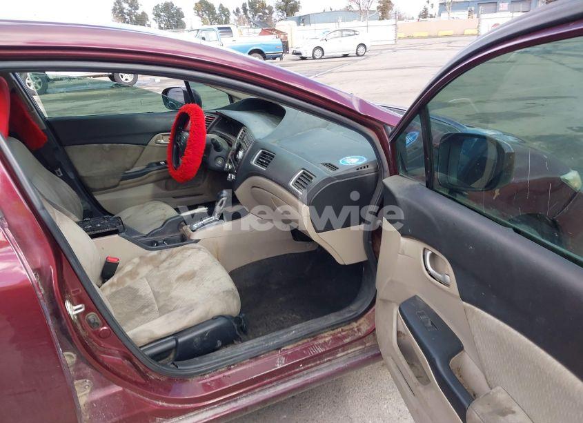 Photo 5 of 2014 Honda Civic LX (VIN 19XFB2F58EE257800)