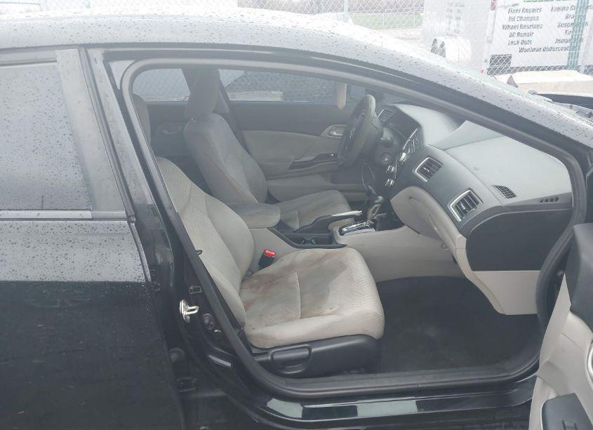 Photo 5 of 2015 Honda Civic LX (VIN 19XFB2F58FE005661)