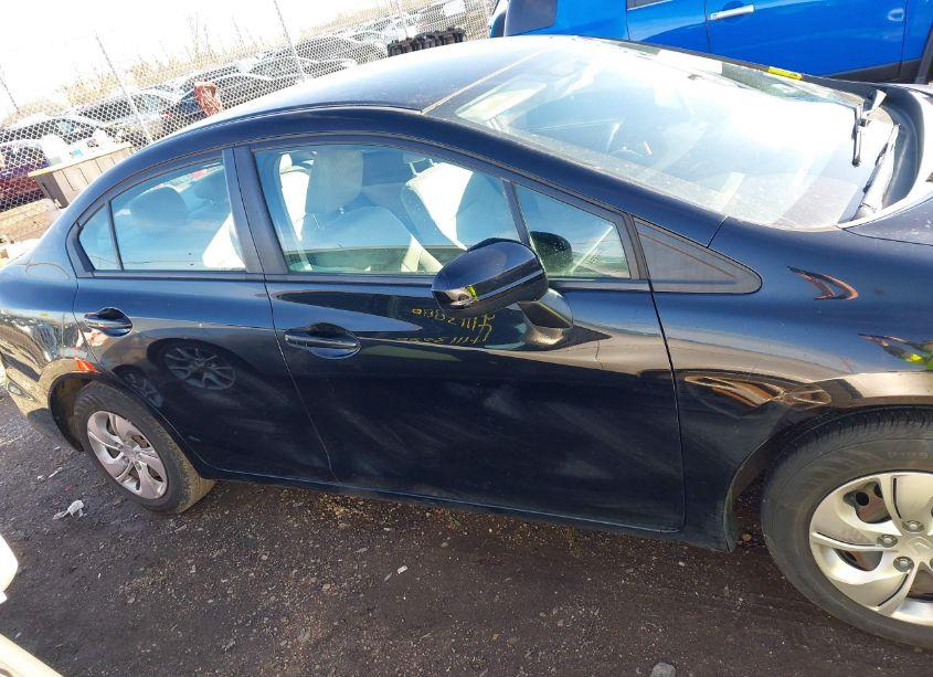 Photo 13 of 2015 Honda Civic LX (VIN 19XFB2F58FE013453)