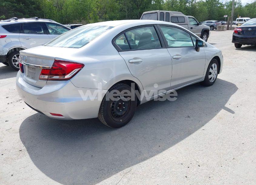 Photo 4 of 2015 Honda Civic LX (VIN 19XFB2F58FE036229)