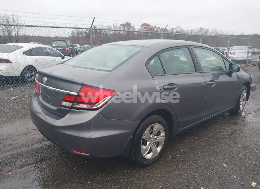 Photo 4 of 2015 Honda Civic LX (VIN 19XFB2F58FE047361)