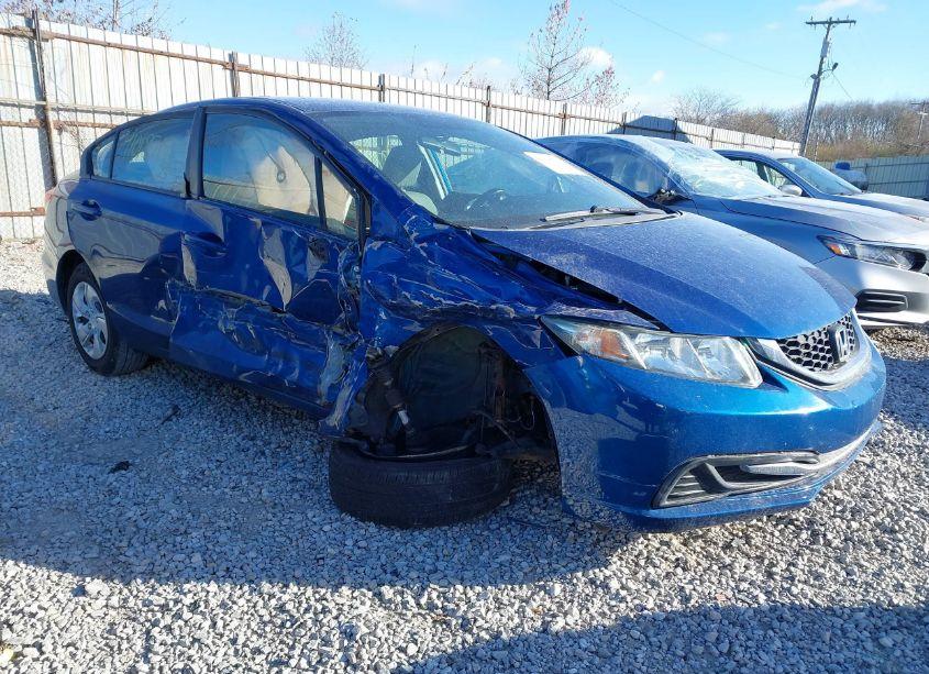 2015 Honda Civic LX (VIN 19XFB2F58FE049420) main photo