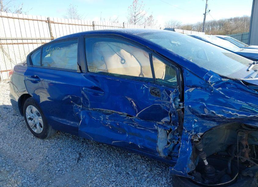 Photo 13 of 2015 Honda Civic LX (VIN 19XFB2F58FE049420)