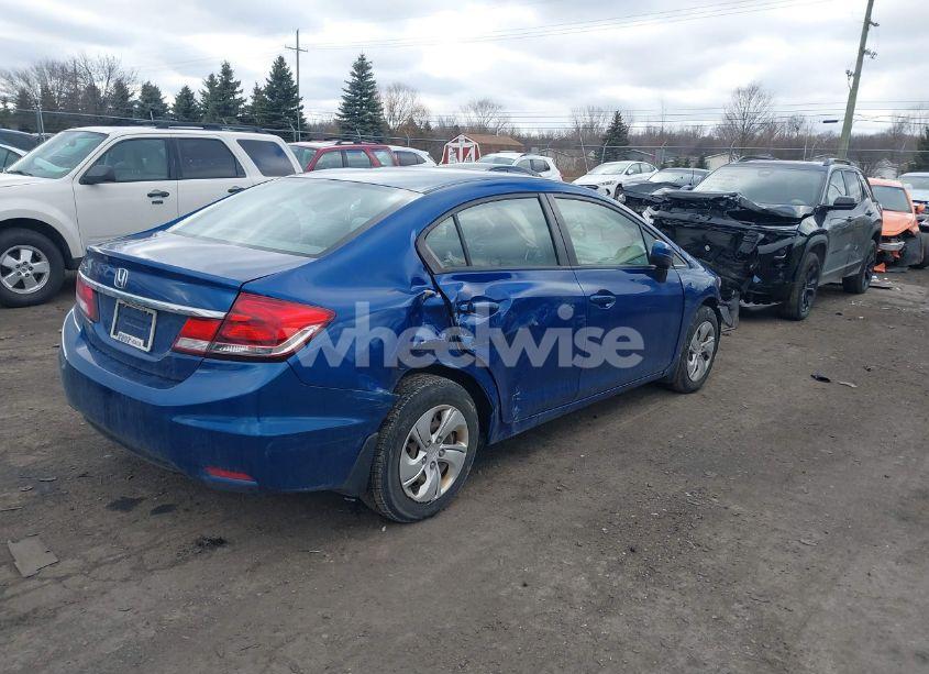 Photo 4 of 2015 Honda Civic LX (VIN 19XFB2F58FE075581)