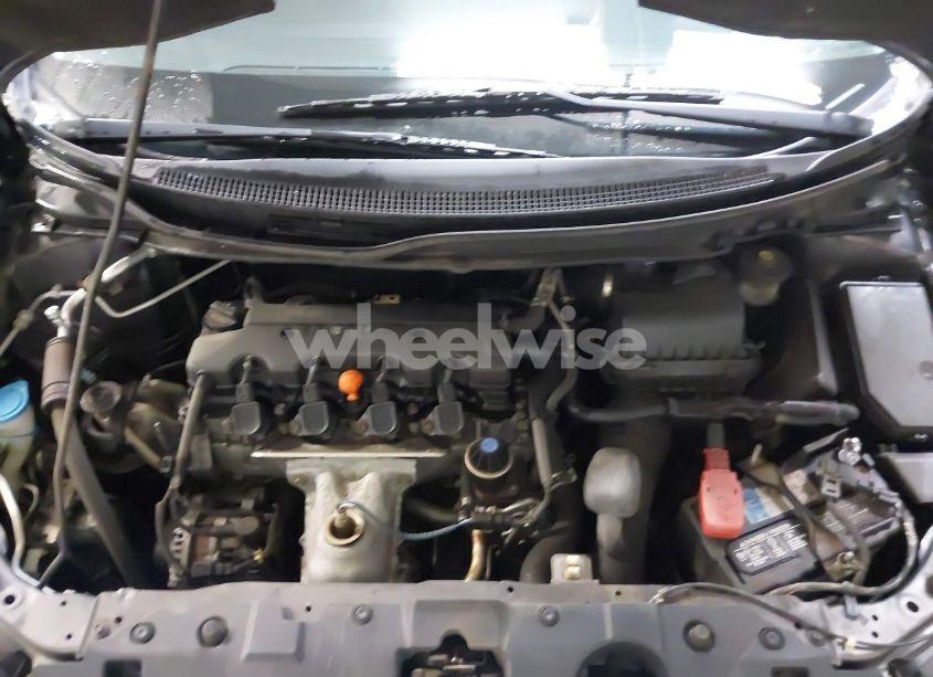 Photo 10 of 2015 Honda Civic LX (VIN 19XFB2F58FE082482)
