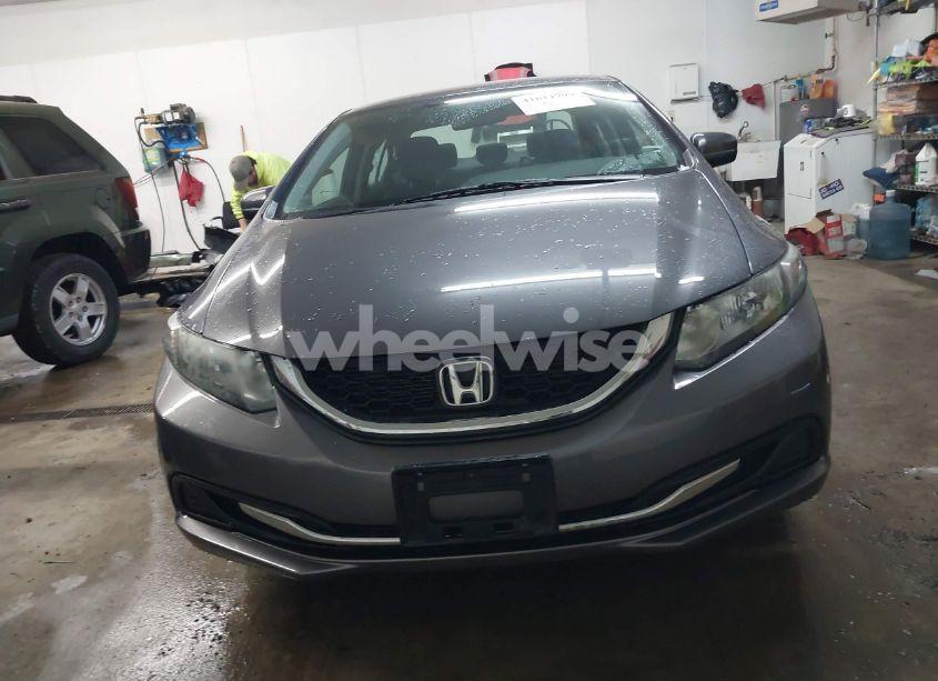 Photo 13 of 2015 Honda Civic LX (VIN 19XFB2F58FE082482)