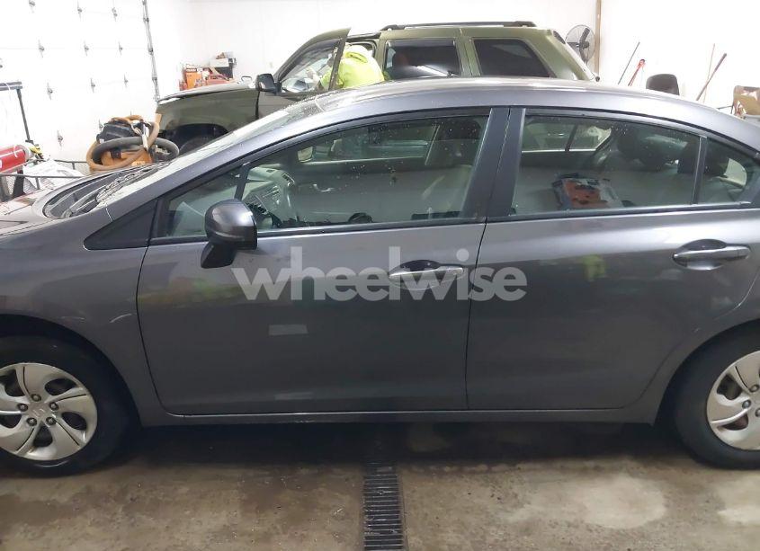 Photo 15 of 2015 Honda Civic LX (VIN 19XFB2F58FE082482)