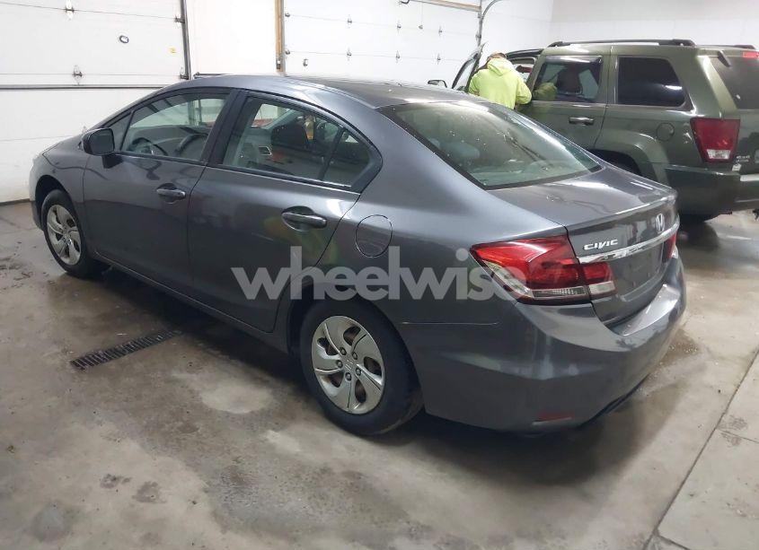 Photo 3 of 2015 Honda Civic LX (VIN 19XFB2F58FE082482)