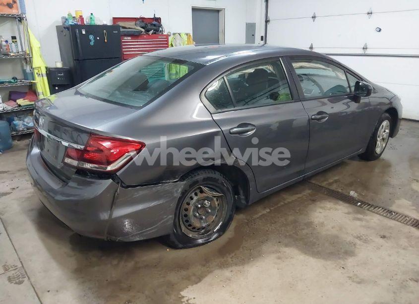 Photo 4 of 2015 Honda Civic LX (VIN 19XFB2F58FE082482)