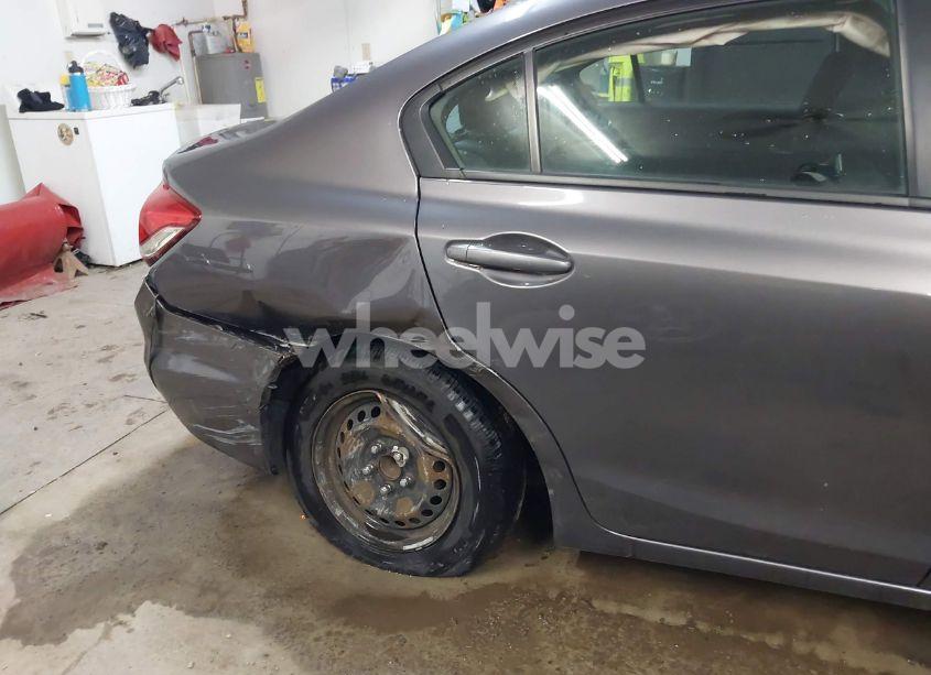Photo 6 of 2015 Honda Civic LX (VIN 19XFB2F58FE082482)