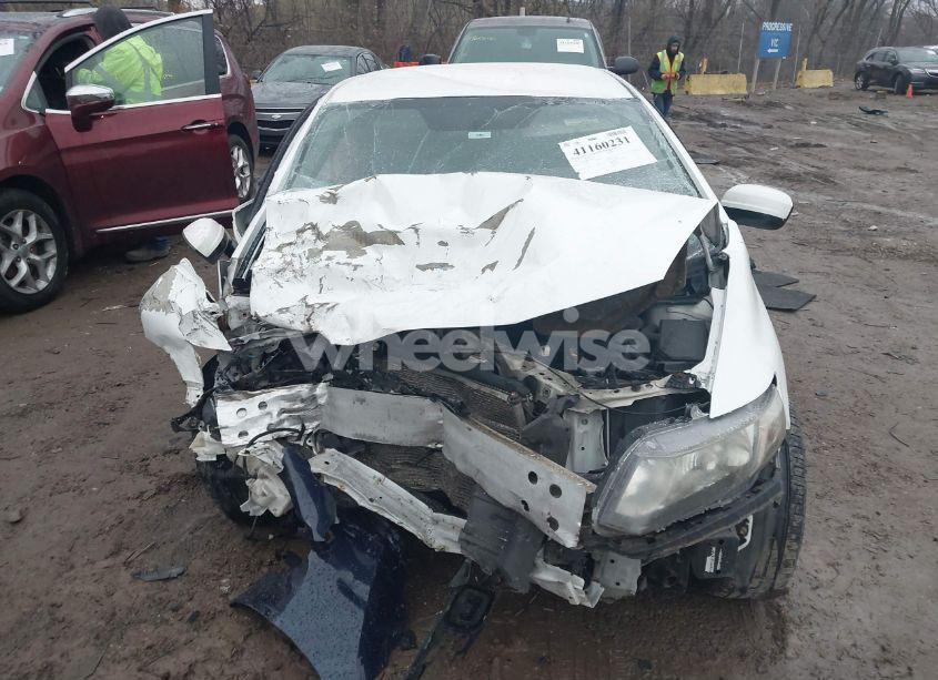 Photo 6 of 2015 Honda Civic LX (VIN 19XFB2F58FE106697)