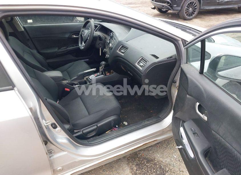 Photo 5 of 2015 Honda Civic LX (VIN 19XFB2F58FE203849)