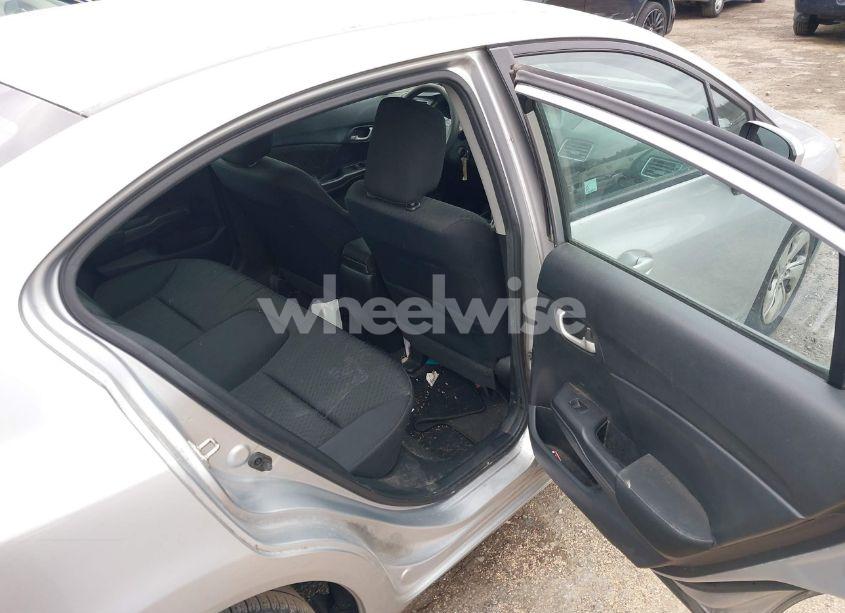 Photo 8 of 2015 Honda Civic LX (VIN 19XFB2F58FE203849)