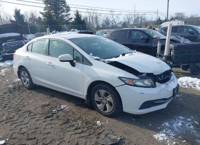 2015 Honda Civic LX (VIN 19XFB2F58FE226225) main photo