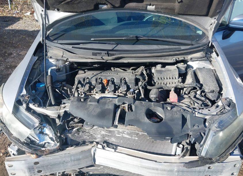 Photo 10 of 2015 Honda Civic LX (VIN 19XFB2F58FE236754)