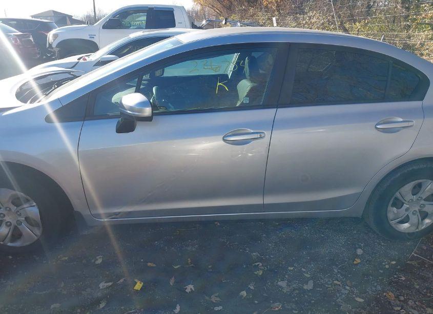 Photo 14 of 2015 Honda Civic LX (VIN 19XFB2F58FE236754)