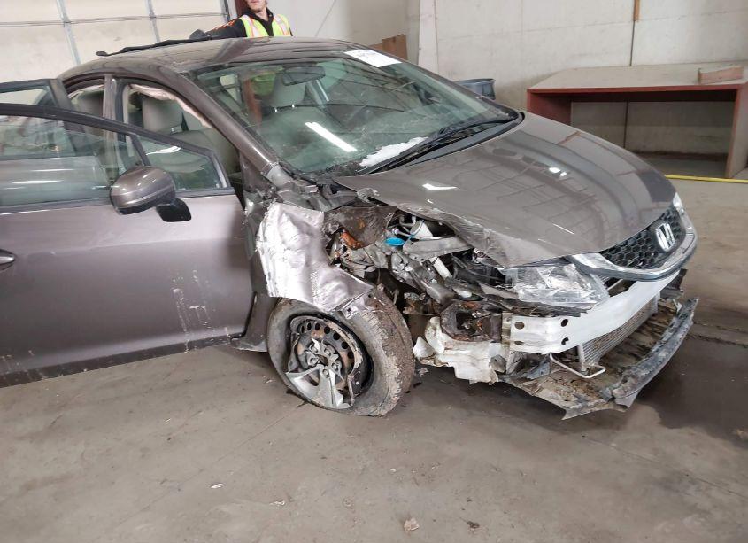 2015 Honda Civic LX (VIN 19XFB2F58FE272038) main photo