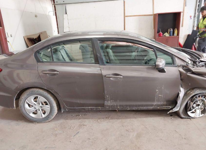Photo 13 of 2015 Honda Civic LX (VIN 19XFB2F58FE272038)