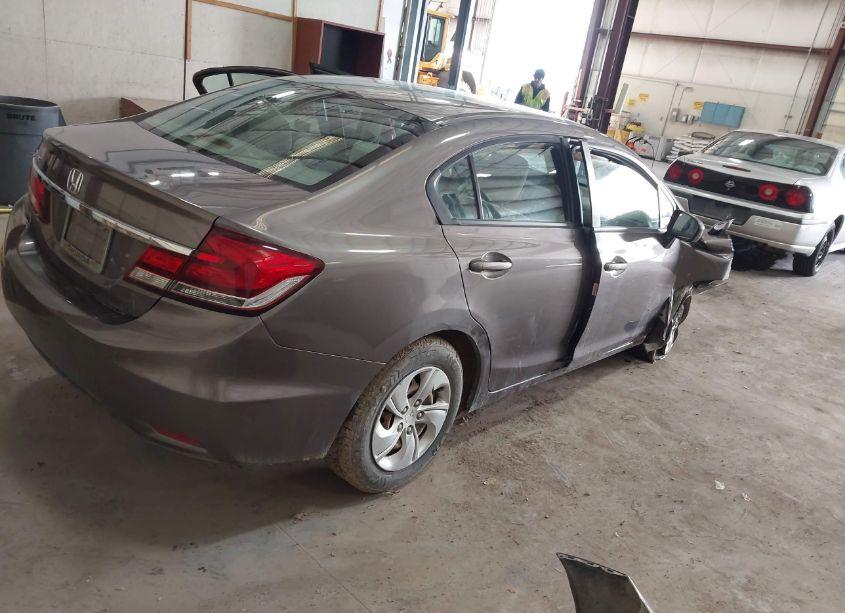 Photo 4 of 2015 Honda Civic LX (VIN 19XFB2F58FE272038)