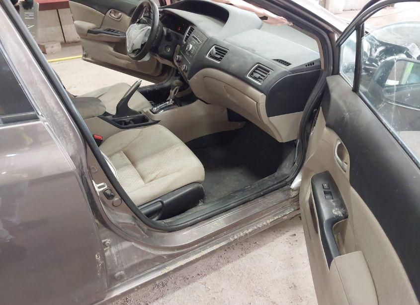 Photo 5 of 2015 Honda Civic LX (VIN 19XFB2F58FE272038)