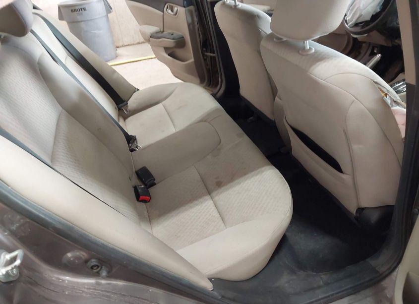 Photo 8 of 2015 Honda Civic LX (VIN 19XFB2F58FE272038)