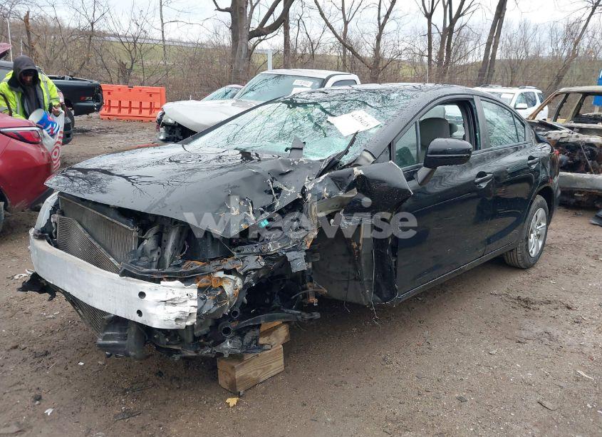 Photo 2 of 2015 Honda Civic LX (VIN 19XFB2F58FE276672)