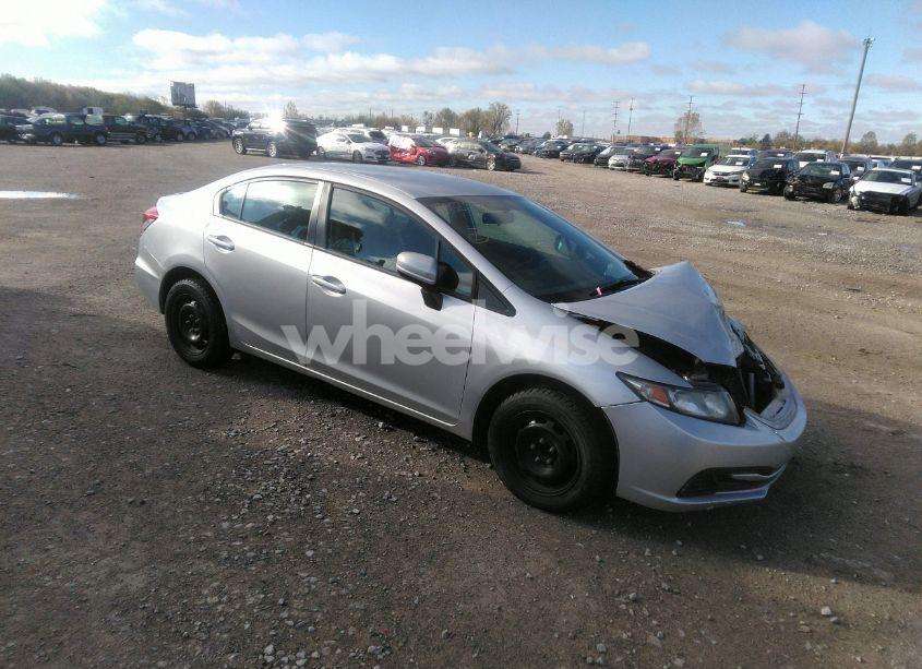 2015 Honda Civic LX (VIN 19XFB2F58FE288451) main photo