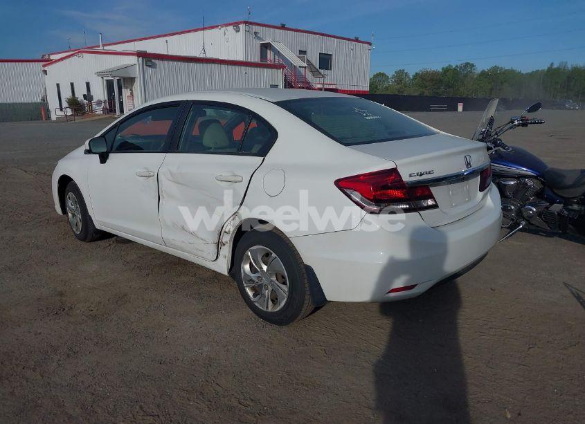 Photo 3 of 2015 Honda Civic LX (VIN 19XFB2F58FE292421)