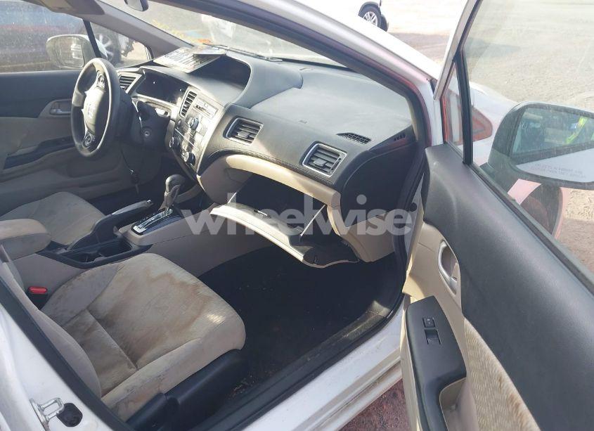 Photo 5 of 2015 Honda Civic LX (VIN 19XFB2F58FE292421)