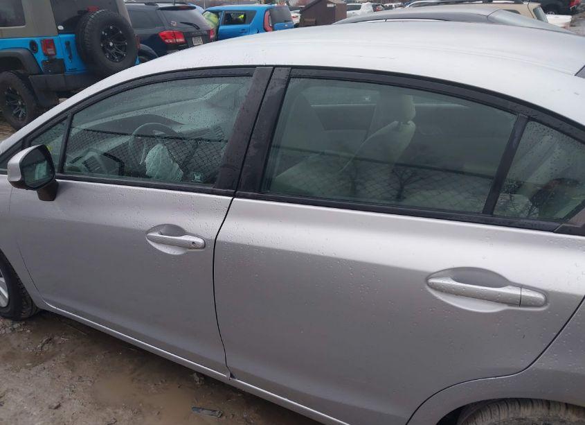 Photo 15 of 2012 Honda Civic SDN LX (VIN 19XFB2F59CE007737)