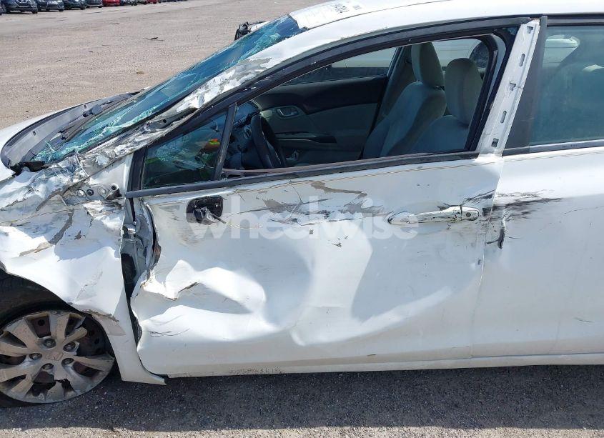 Photo 12 of 2012 Honda Civic LX (VIN 19XFB2F59CE032931)