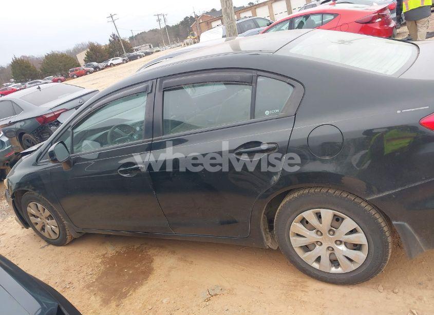 Photo 14 of 2012 Honda Civic SDN LX (VIN 19XFB2F59CE051608)