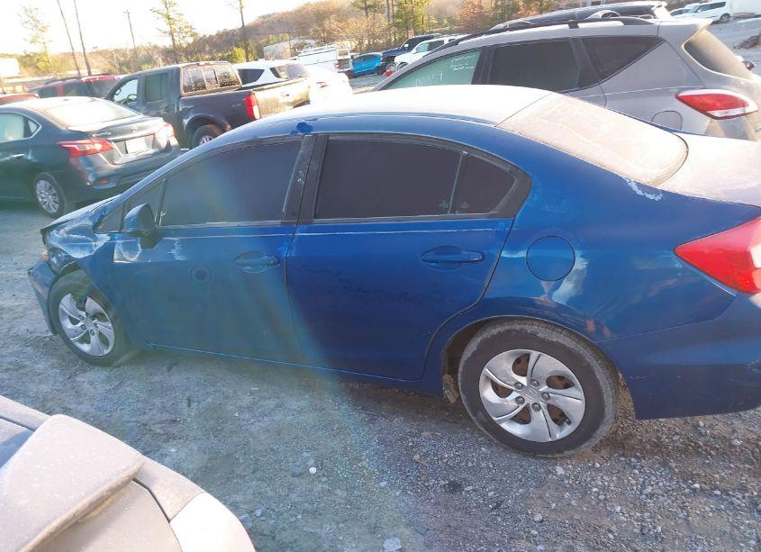 Photo 14 of 2012 Honda Civic LX (VIN 19XFB2F59CE057697)