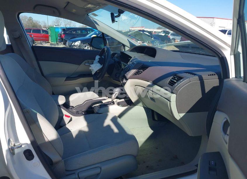 Photo 5 of 2012 Honda Civic SDN LX (VIN 19XFB2F59CE061670)